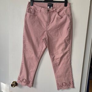 Frank Lyman Design Size XL Pink Cropped Jeans with Lace Detail